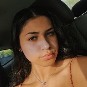 Meet your Posher, Maddie